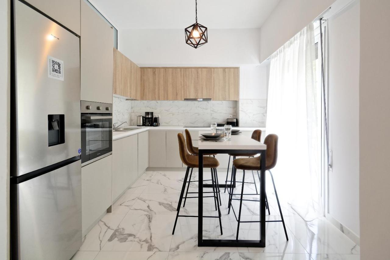 Elegant Big Apartment In Athens Center With Balcony Exterior foto