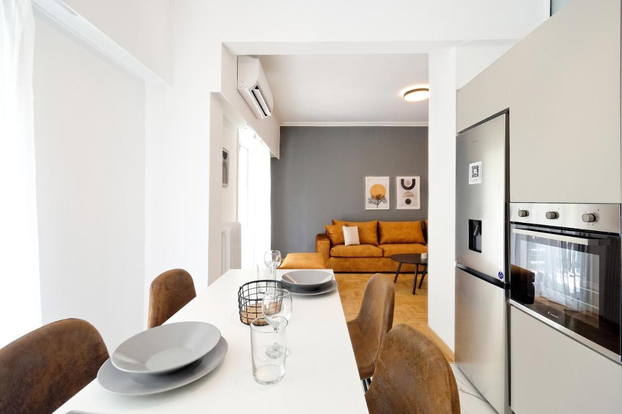 Elegant Big Apartment In Athens Center With Balcony Exterior foto