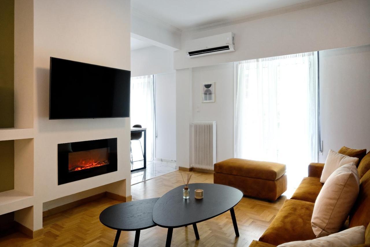 Elegant Big Apartment In Athens Center With Balcony Exterior foto
